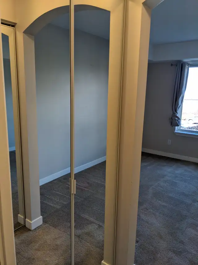 Fully furnished 2 bed, 1.5 bath condo Avail July 1st, 2025 in Long Term Rentals in Kamloops - Image 5