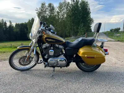 32000km No issues. New battery. Tires are good. Fresh oil change. Good to go.