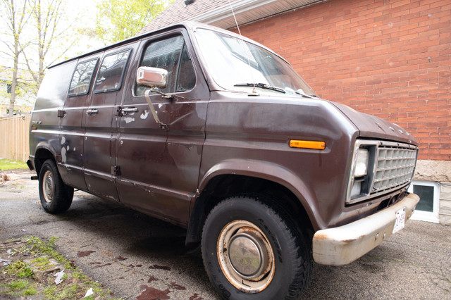 FOR SALE: 1981 Ford Econoline E-150 – Cargo Van in Cars & Trucks in Guelph - Image 3