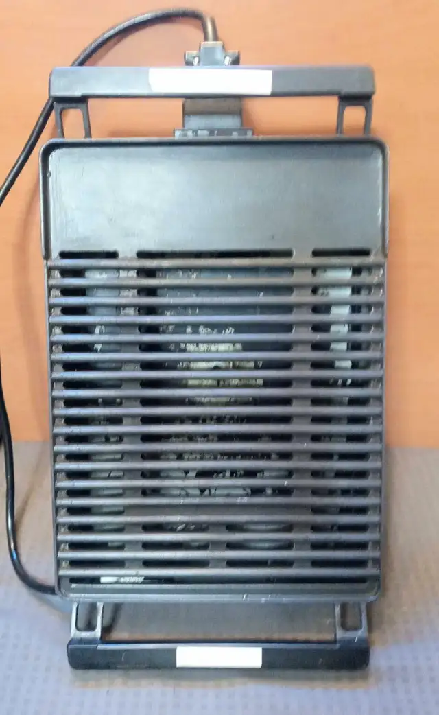 electric grill in Stoves, Ovens & Ranges in Belleville - Image 3