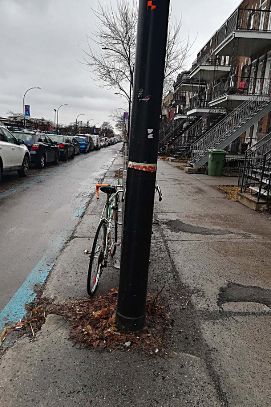 Vélo abandonné ? volé ? À qui ? dans Objets perdus/trouvés  à Ville de Montréal - Image 4