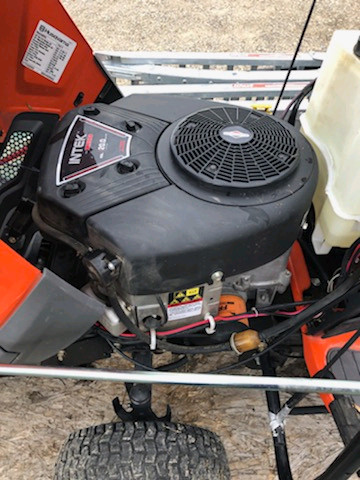 2011 Husqvarna riding lawn mower two stage snowblower no deck. in Lawnmowers & Leaf Blowers in Red Deer - Image 3