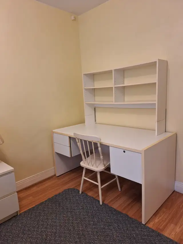 Chambre meublée tout inclus pour étudiant ou stagier in Room Rentals & Roommates in City of Montréal - Image 3