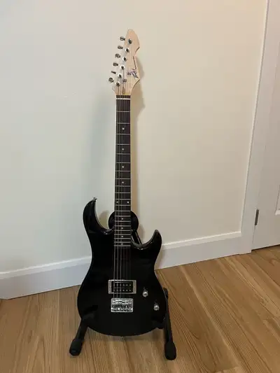 Peavey Rockmaster Guitar, View more