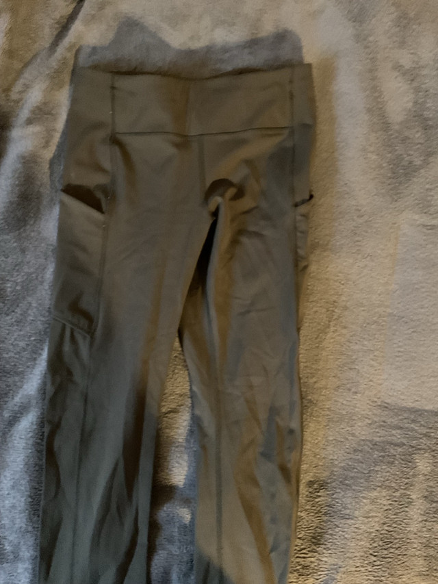 lululemon leggings  in Women's - Bottoms in Oakville / Halton Region