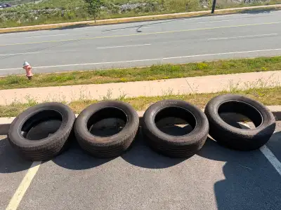 Size: 275/60R20 115T M+S rated Manufactured late 2024 Tires only — no rims The tires have good tread...