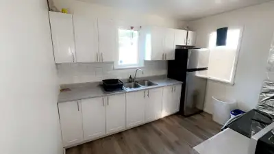 Furnished Bedroom - Internet and Utilities Included