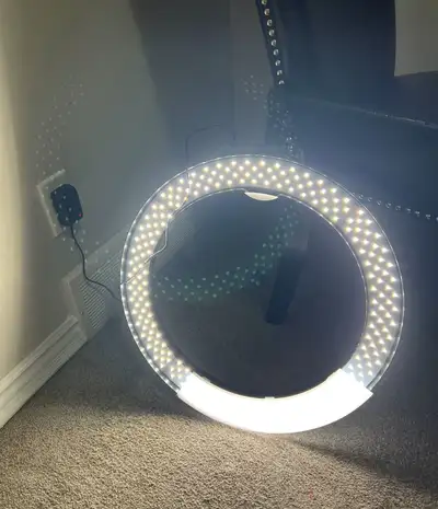 Photo Video Lightning Kit: 18 Inches/48 Centimeters Outer 55W 5500K Dimmable LED Ring Light Used - O...
