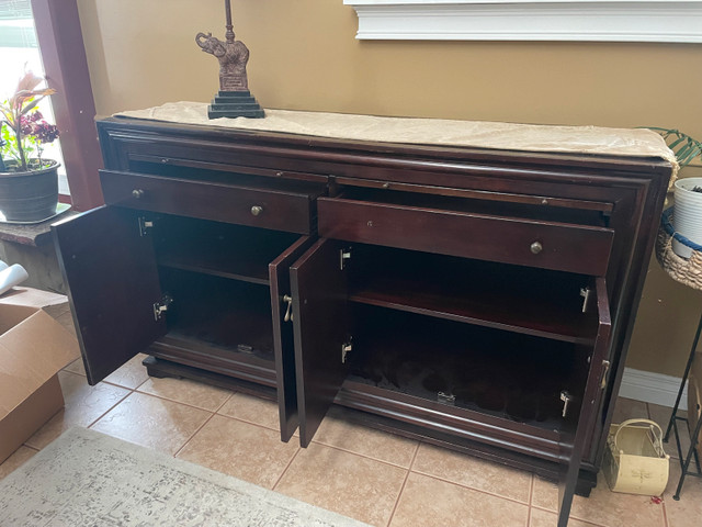 Sideboard in Other in Edmonton - Image 2