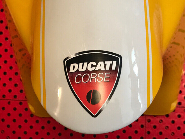 Ducati Performance front fender 748,996,998,916 SBK yellow white in Other in City of Toronto - Image 3