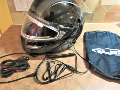 HJC une des meilleures marques au monde. Modele HJ-17P. Grandeur 2XL. Lunette chauffante, systeme ve...