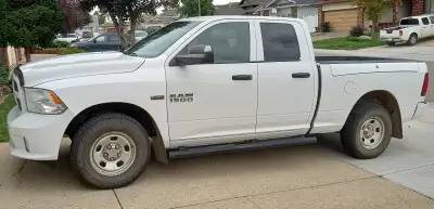 - 6'4" box with bed liner - Back-up camera; rear parking aid - Cruise control - Air Conditioning - C...