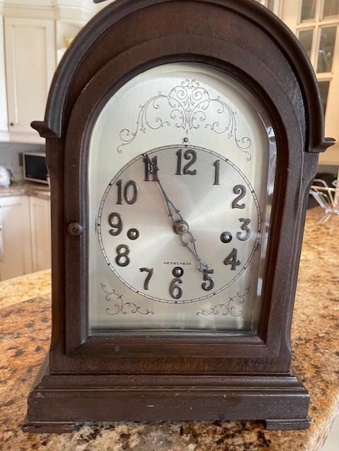 Herschede Model 20 Pendulum Westminster Mantle  Chime Clock in Arts & Collectibles in Oakville / Halton Region