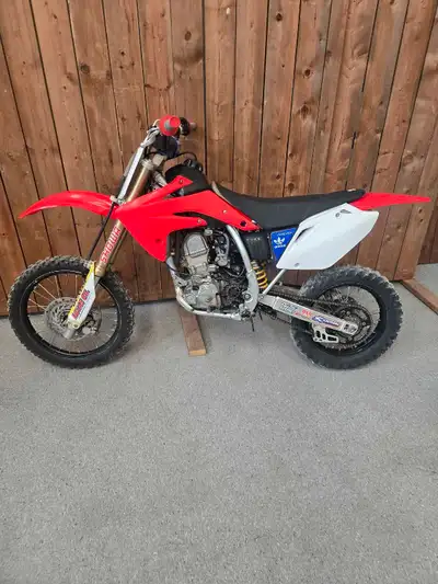 Selling my 2010 CRF150R. Bike runs strong, starts easy, and has tons of power for a 150. Perfect ste...