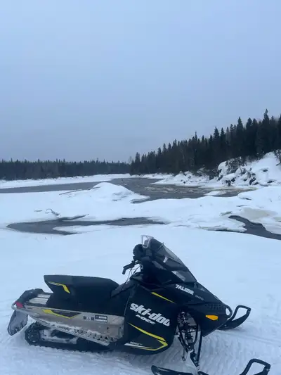 2017 MXZ Sport 600 for sale $4,500.00 or best offer -Electric start+Pull Start -Heated Handlebars -R...