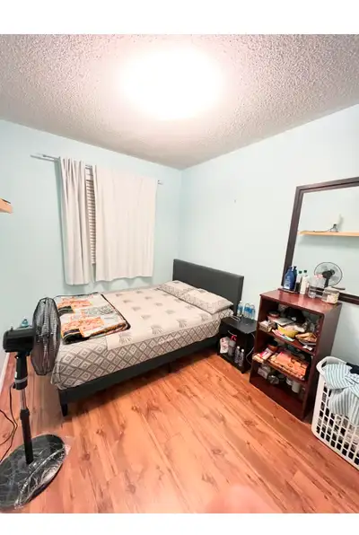 1 bedroom for rent in house