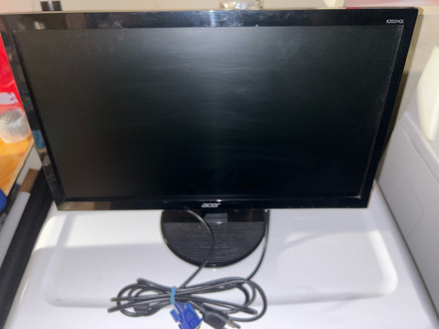Acer K20HQL Monitor in Monitors in Guelph - Image 2