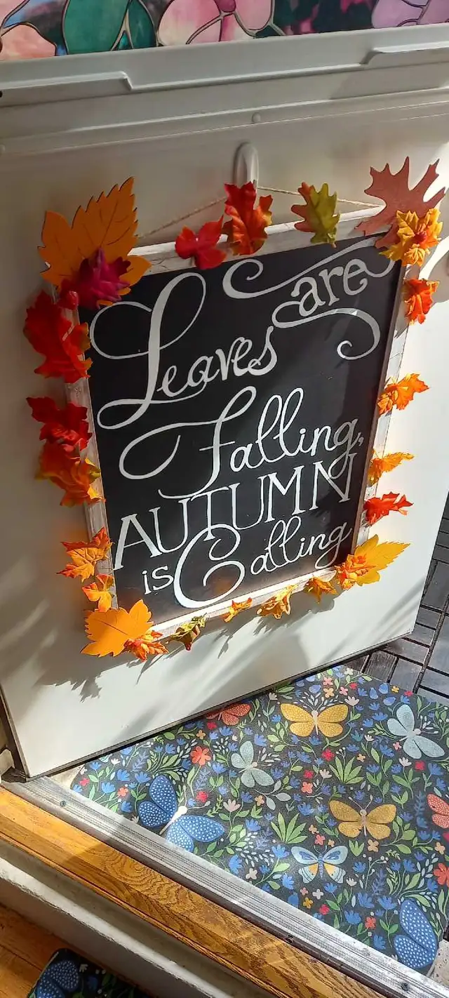 picture for fall in Home Décor & Accents in City of Toronto - Image 2