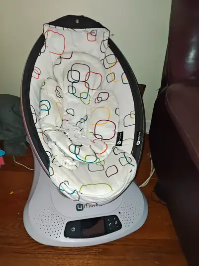 Everything works perfectly, but it is missing the hanging mobile. My older son broke it off. Comes w...