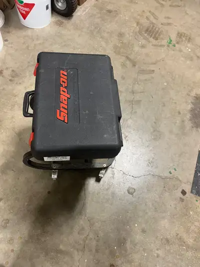 Snap On 1/2” Drive. Like New. 1 working battery. 18 Volt. Asking $150.
