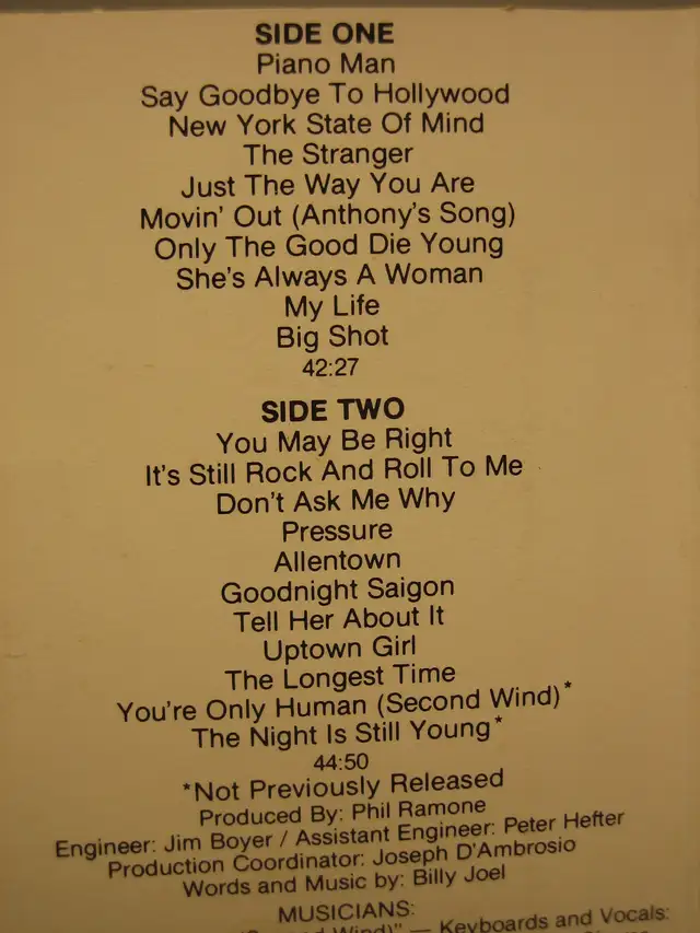 BILLY JOEL - GREATEST HITS VOLUME 1 AND VOLUME 2 CASSETTE TAPE in Arts & Collectibles in London - Image 5