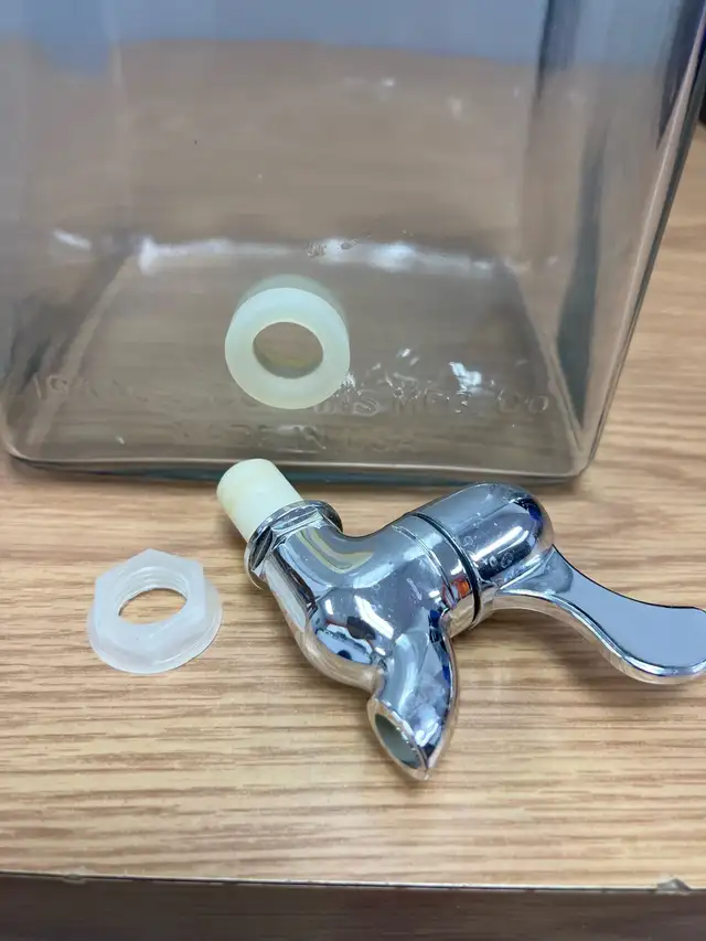 Isaac J. Collins Beverage Dispenser421637545662894082