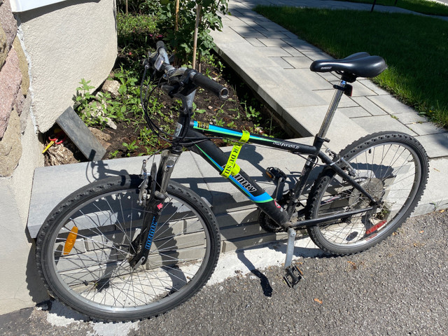 Vélo hybride pour homme dans De route  à Ville de Montréal - Image 4