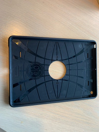 Spigen iPad Case