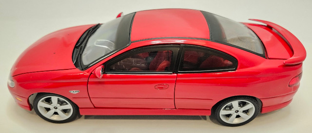 2004 Pontiac GTO LS1 V8 The Legend Red 1:18 ERTL Elite Rare in Arts & Collectibles in Kawartha Lakes - Image 4