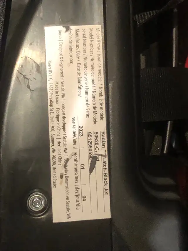 Diono Radian 3R Convertible Car Seat in Strollers, Carriers & Car Seats in Hamilton - Image 4