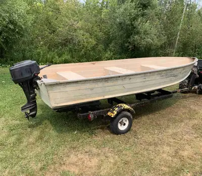 14’ StarCraft boat and trailer Good shape, no leaks. Transom is ok, but could use new wood. 7.5 merc...