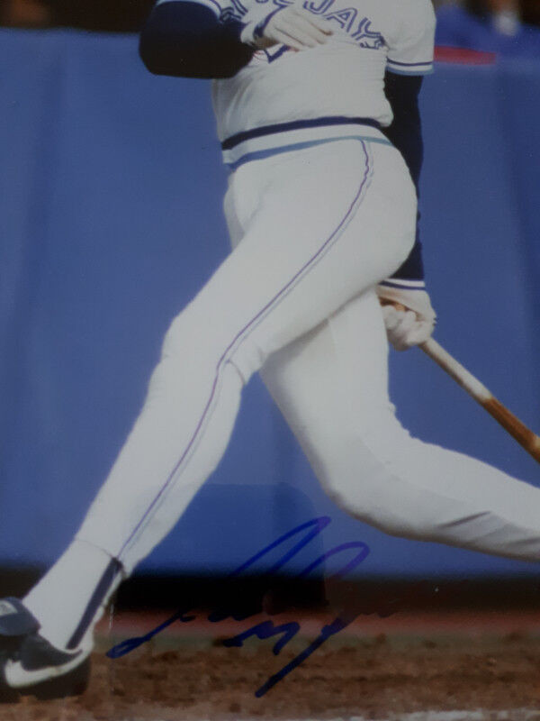 Toronto Blue Jays Legends Autographed 8x10 Photos in Arts & Collectibles in Victoria - Image 4