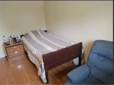 Fully furnished room in Northside all included, for male only