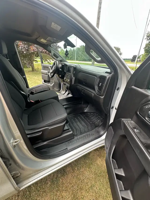 Two GMC Sierra Trucks for Sale – Reliable, Clean & Ready to Work in Cars & Trucks in Grand Bend - Image 9