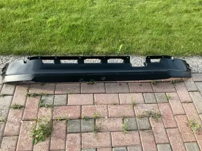 2022 Toyota Tacoma - Front Spoiler Part # (53851-04070) 2016-2023 Toyota Tacoma - 5385104070 It came...