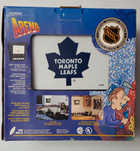 1996 Toronto maple leafs score board wall light NEEDS REPAIRS
