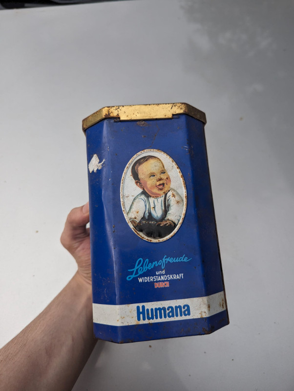 VINTAGE 1990's HUMANA BABY FORMULA MILK POWDER GERMANY TIN in Arts & Collectibles in Summerside - Image 3