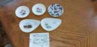 Lot  of 6 Beautiful vintage small 3-4' plates
