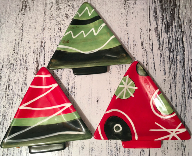 Fitz & Floyd Essential Merry Jingle Xmas Tree Dessert Plates in Other in City of Toronto