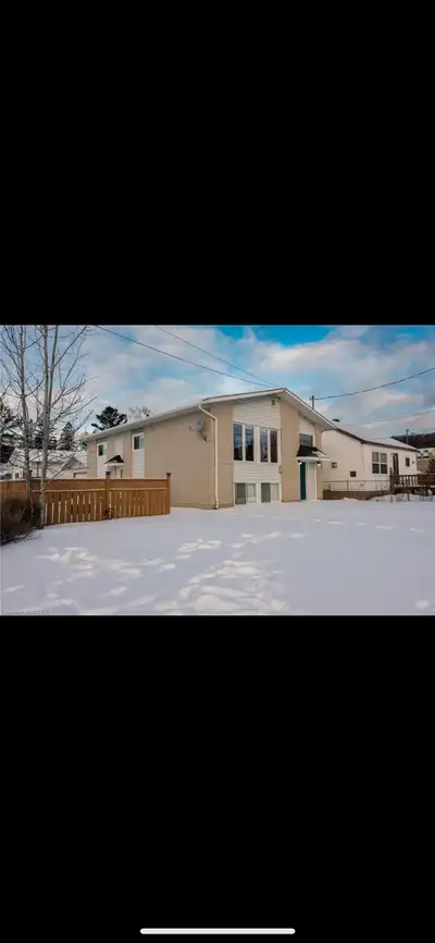 2 Bedroom Aparentment - Duplex