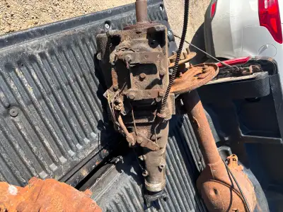 Lot de transmission ancienne c4 fmx tremec 4r70 th 400 700r4 3 speed gm muncie