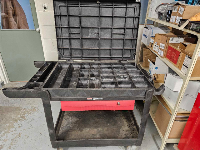 Mobile work cart  in Tool Storage & Benches in Winnipeg - Image 2