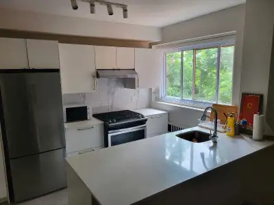 $1757 Big 5.5 (1200sqft) in NDG for August 1st