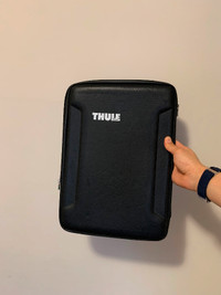 Thule MacBook sleeve 15" Black