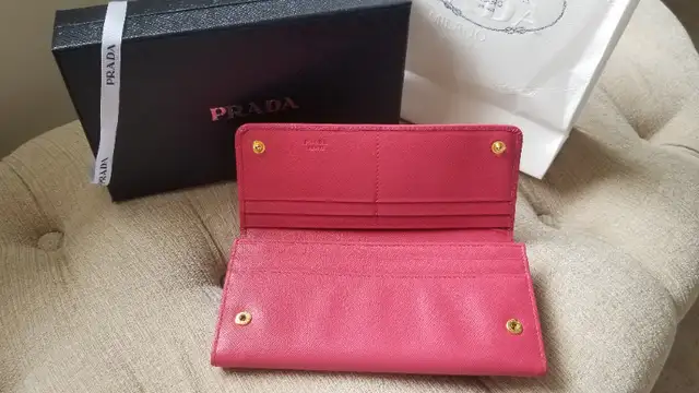 Prada Long Wallet Peony Pink (100% Authentic) in Women's - Bags & Wallets in Markham / York Region - Image 3