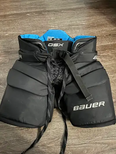 Bauer goalie pants, junior sm-med, View more