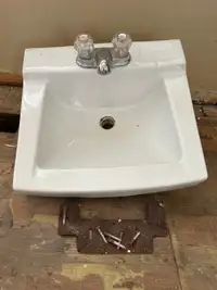 19” wide sink