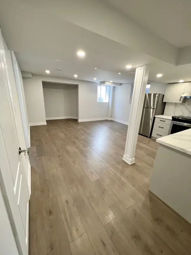 Beautiful 2 Beds 1 Bath Legal Basement For Rent in Georgetown