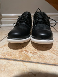 Reaction Kenneth Cole sneakers