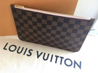 NEW! 100% Authentic Louis Vuitton Zippered Clutch 